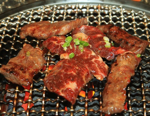 Cách ướp thịt bò nướng với than sạch không khói